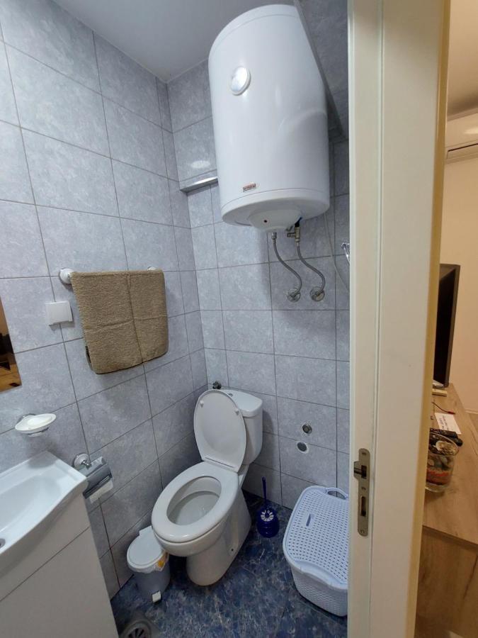 Apartman Ada Belgrado Exterior foto